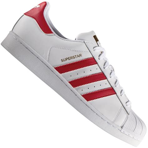adidas mit roten streifen